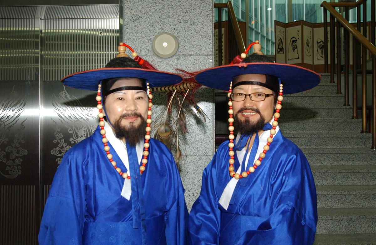 서울이윤재현