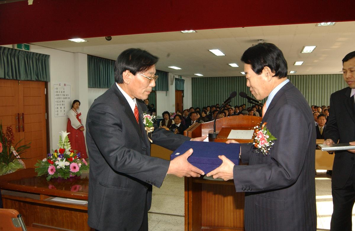 2006강창석과장퇴임식-2