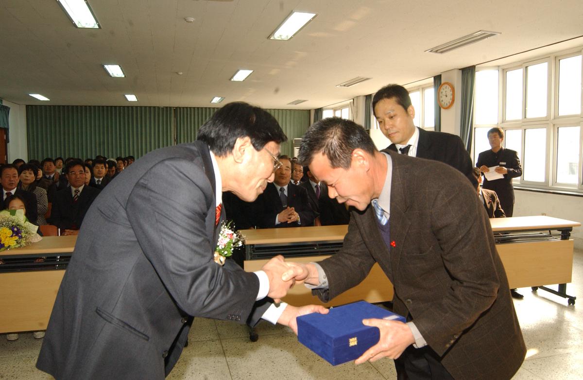 2006강창석과장퇴임식-2