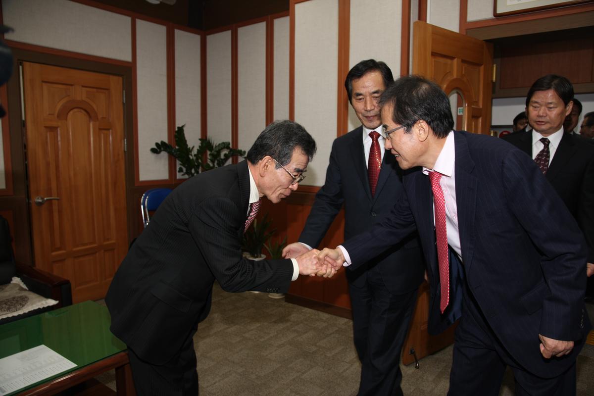 홍준표 도지사 방문