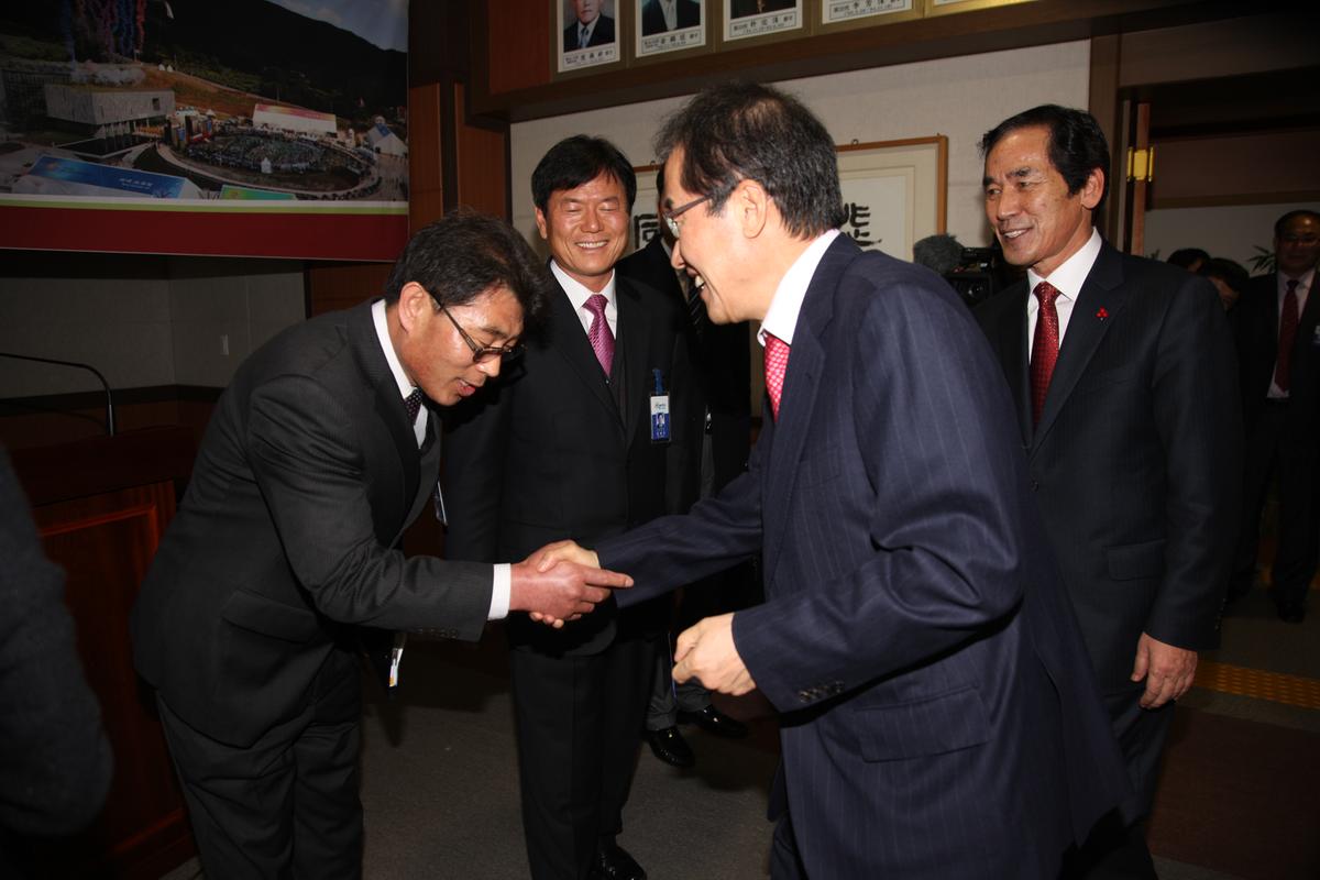 홍준표 도지사 방문