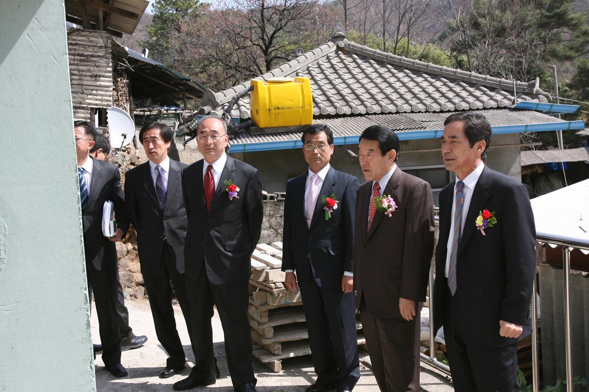 2007년 경로회관준공식및 1부서1촌자매결연