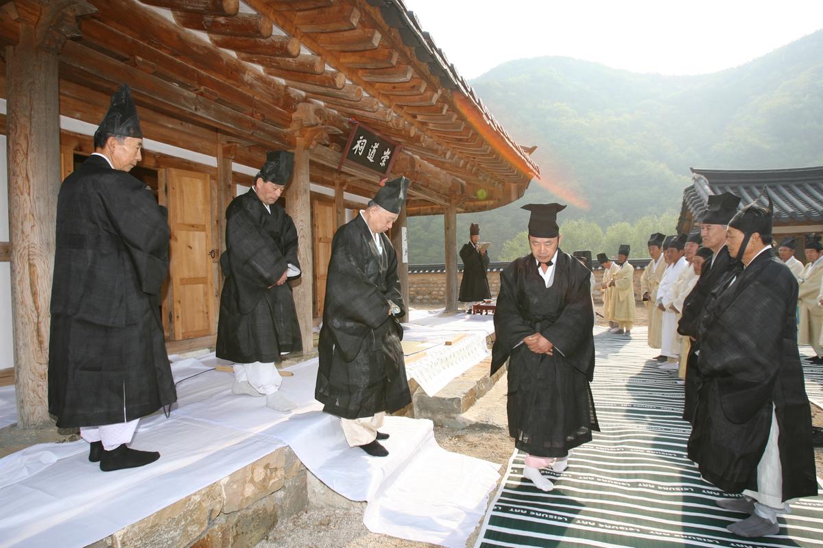 2007욤암서원준공식