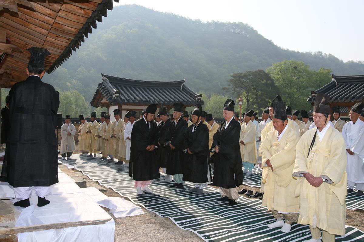 2007욤암서원준공식