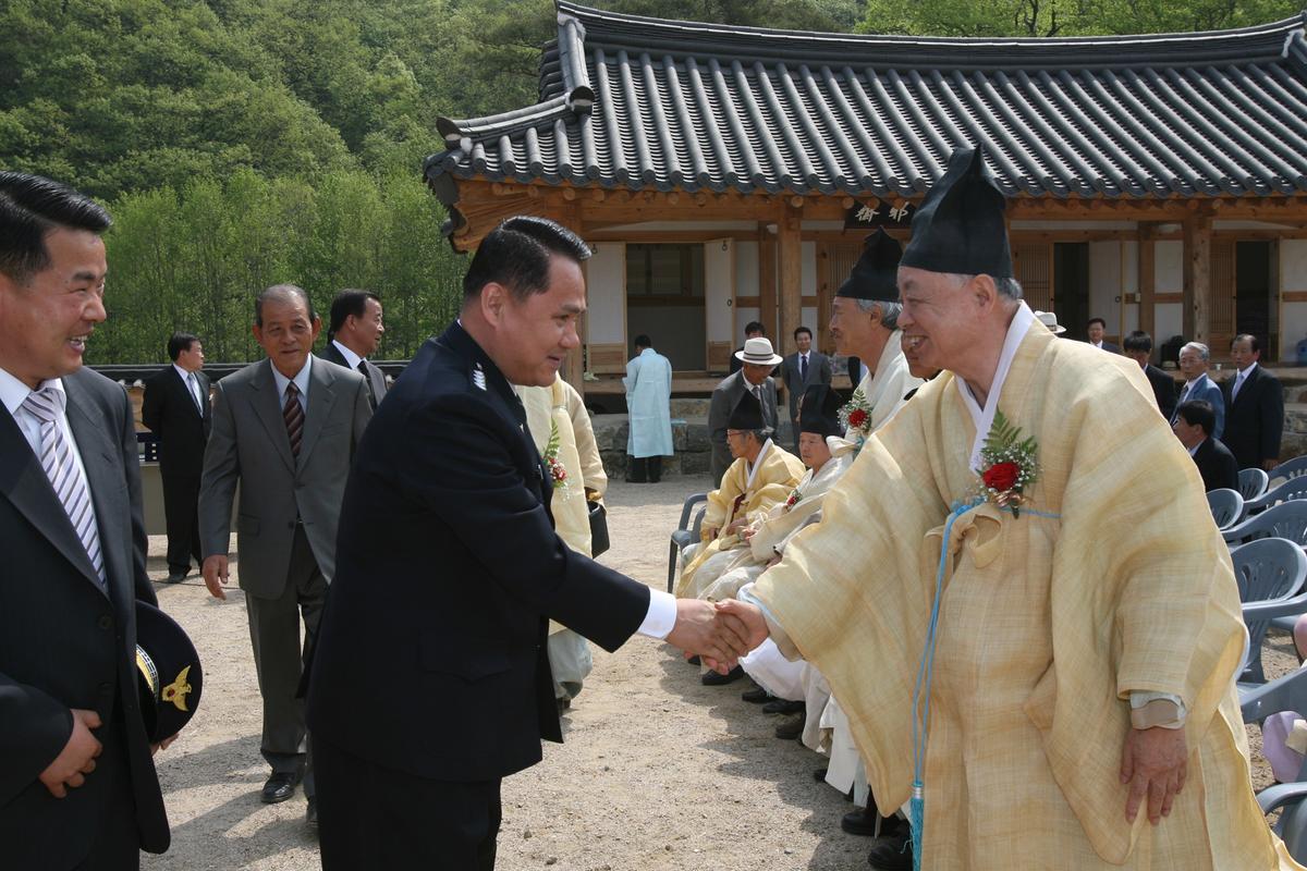 2007욤암서원준공식-3