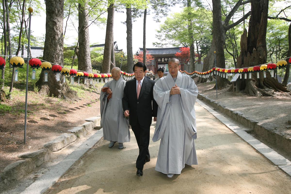 2007년 박근헤 팔만대장경 방문
