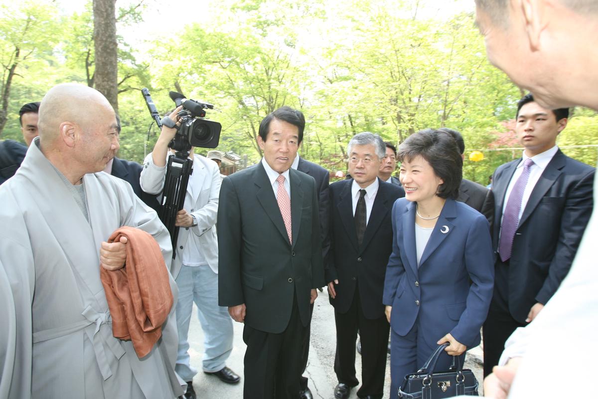 2007년 박근헤 팔만대장경 방문
