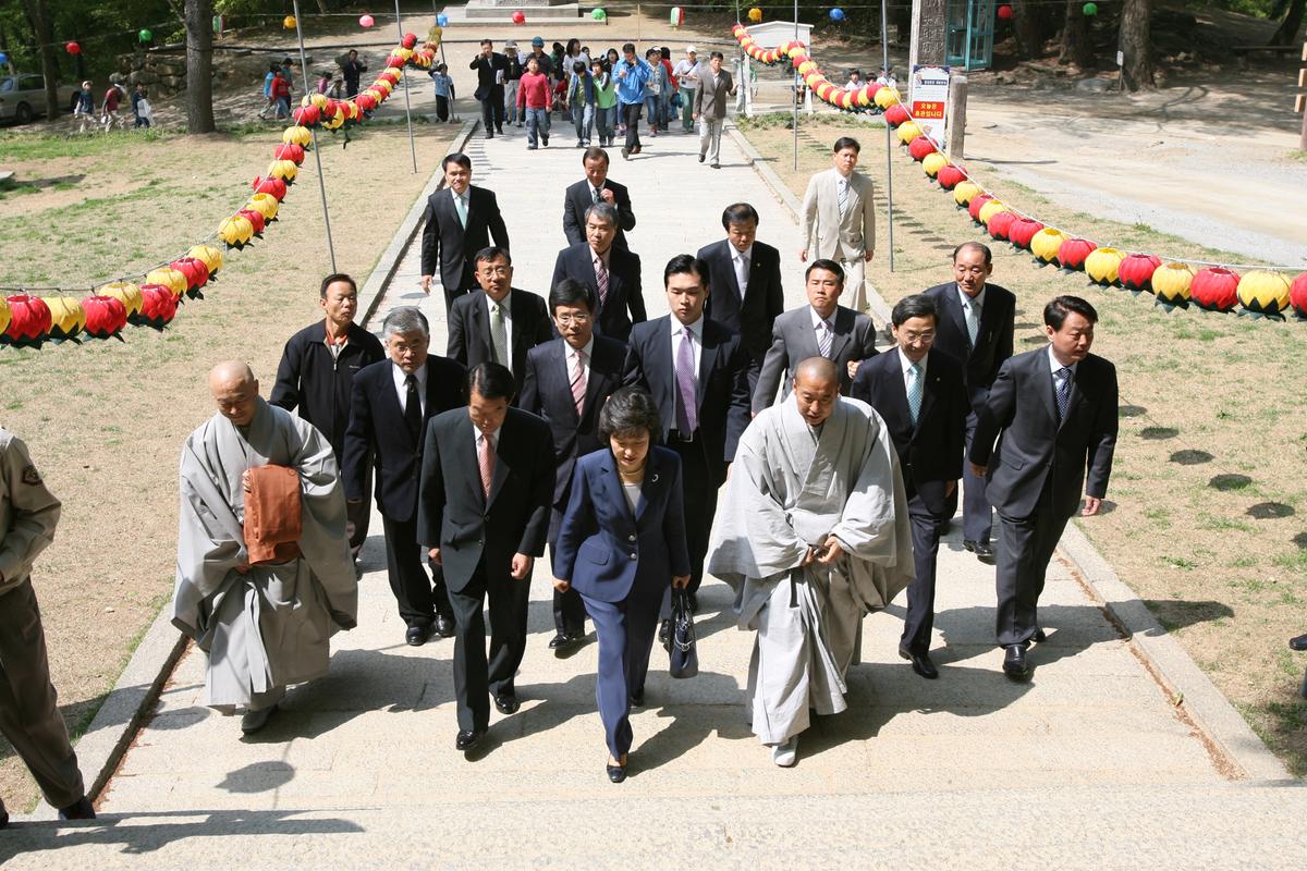 2007년 박근헤 팔만대장경 방문
