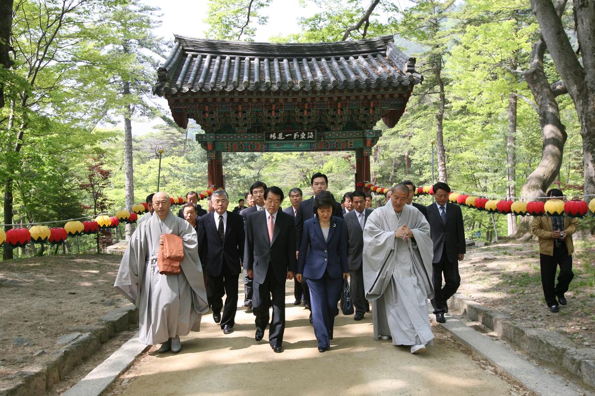 2007년 박근헤 팔만대장경 방문