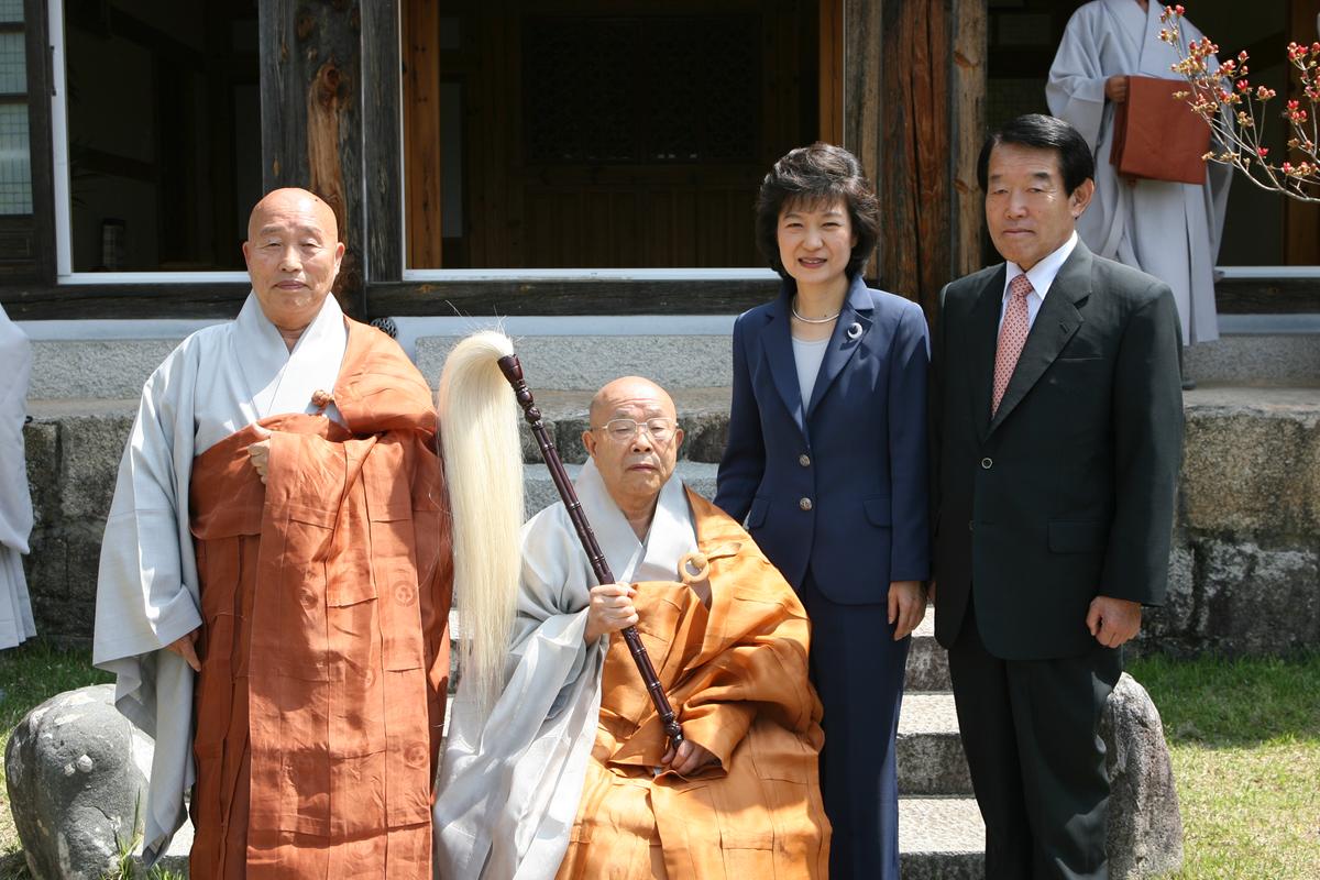 2007년 박근헤 팔만대장경 방문및 행사