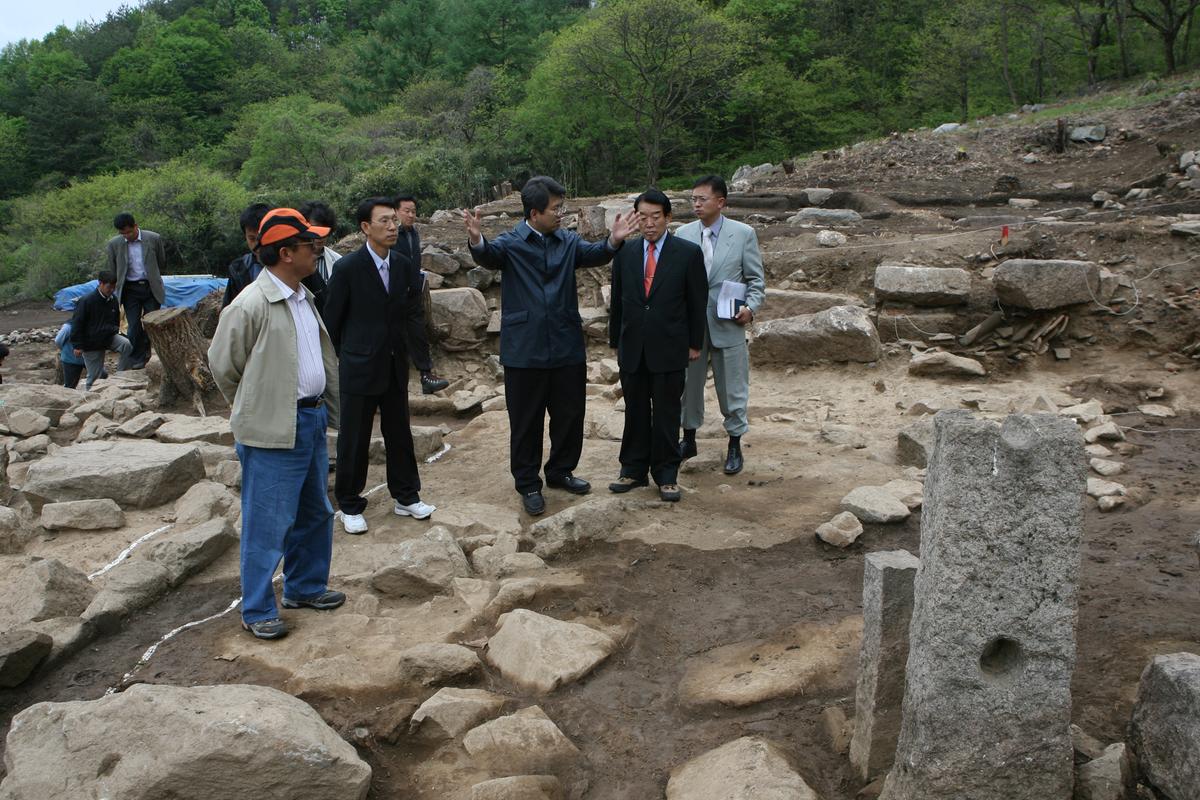 2007년 군수 유적지 방문