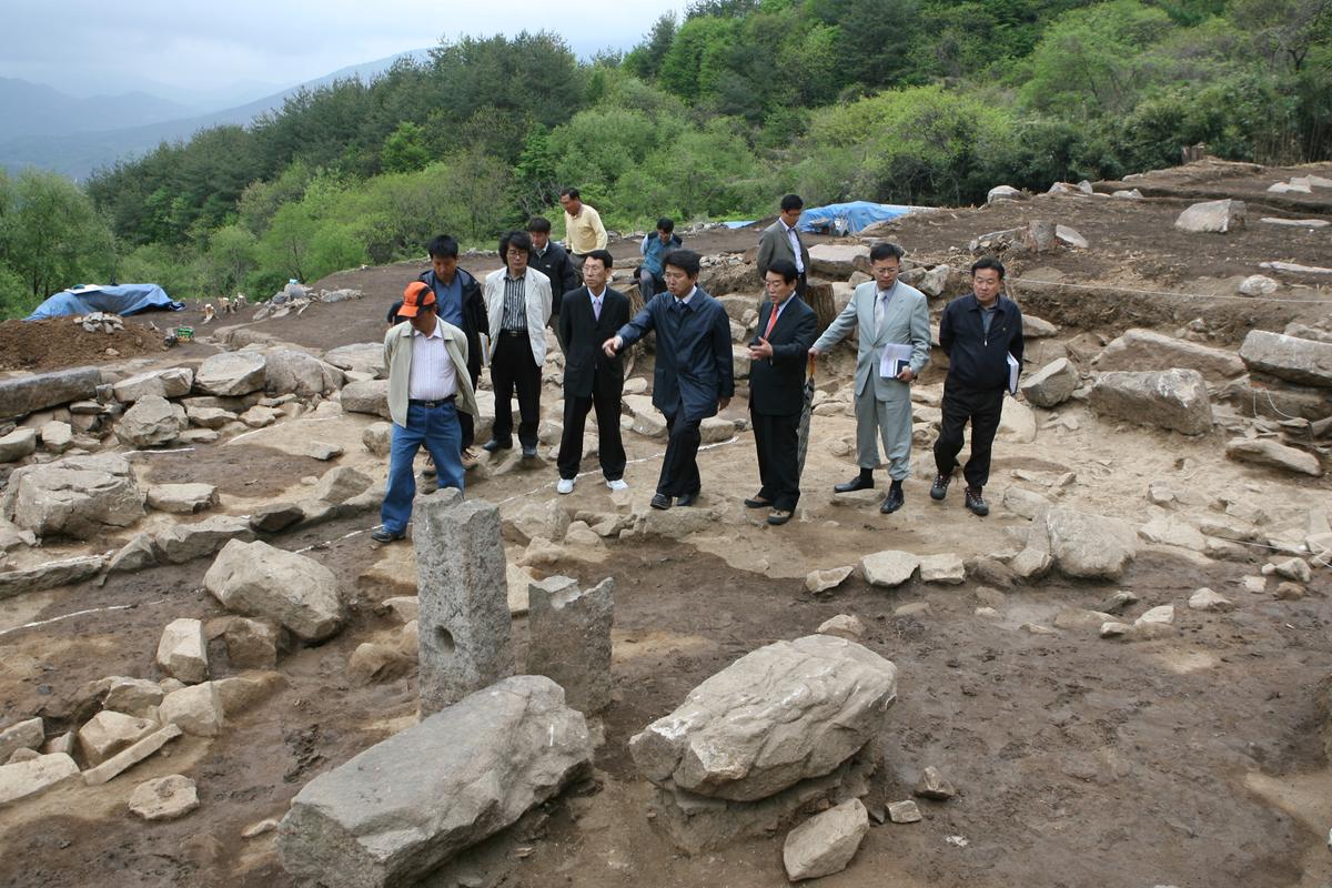 2007년 군수 유적지 방문