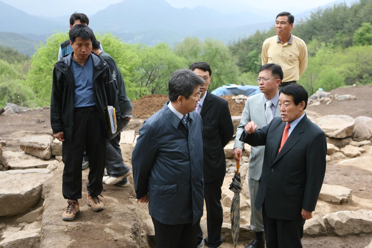 2007년 군수 유적지 방문