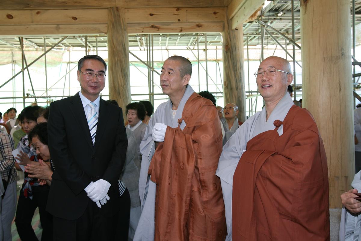 가야산 해인사 대비로전 사량법회