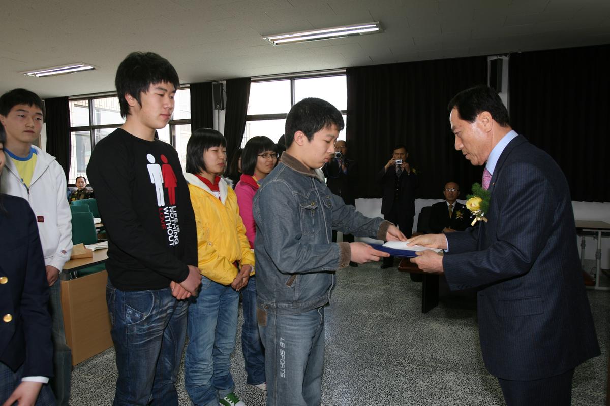 2007 부산향우장학금전달1