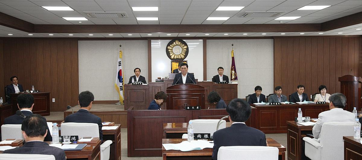 군의회