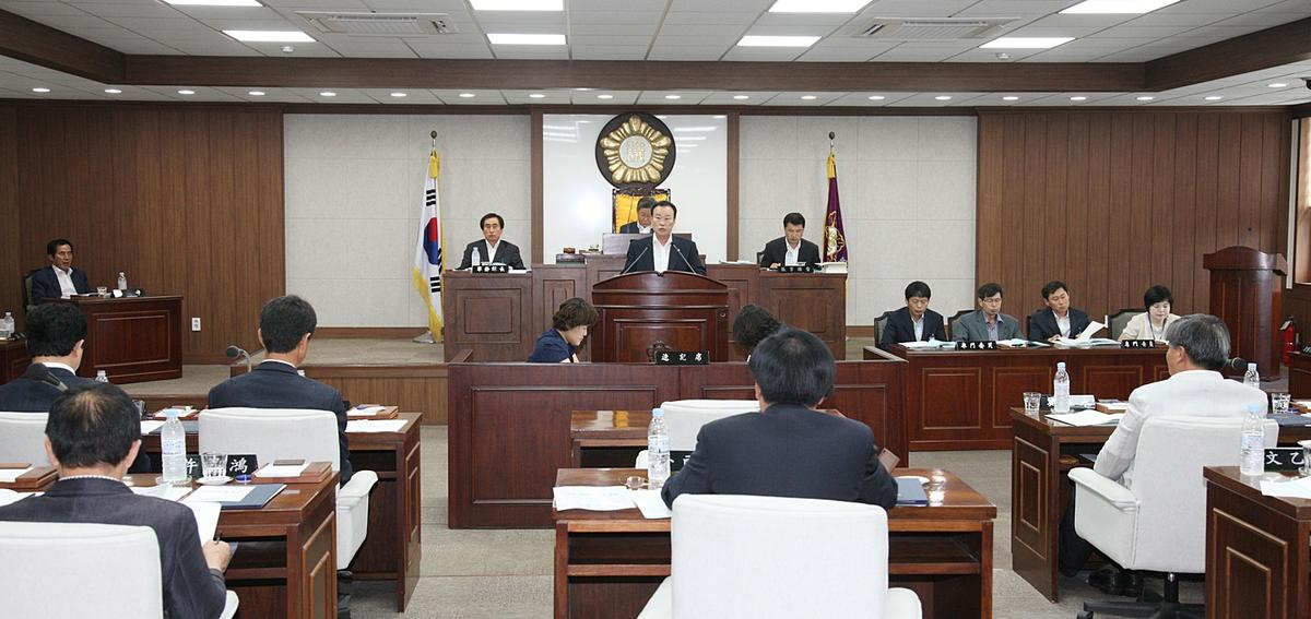 군의회