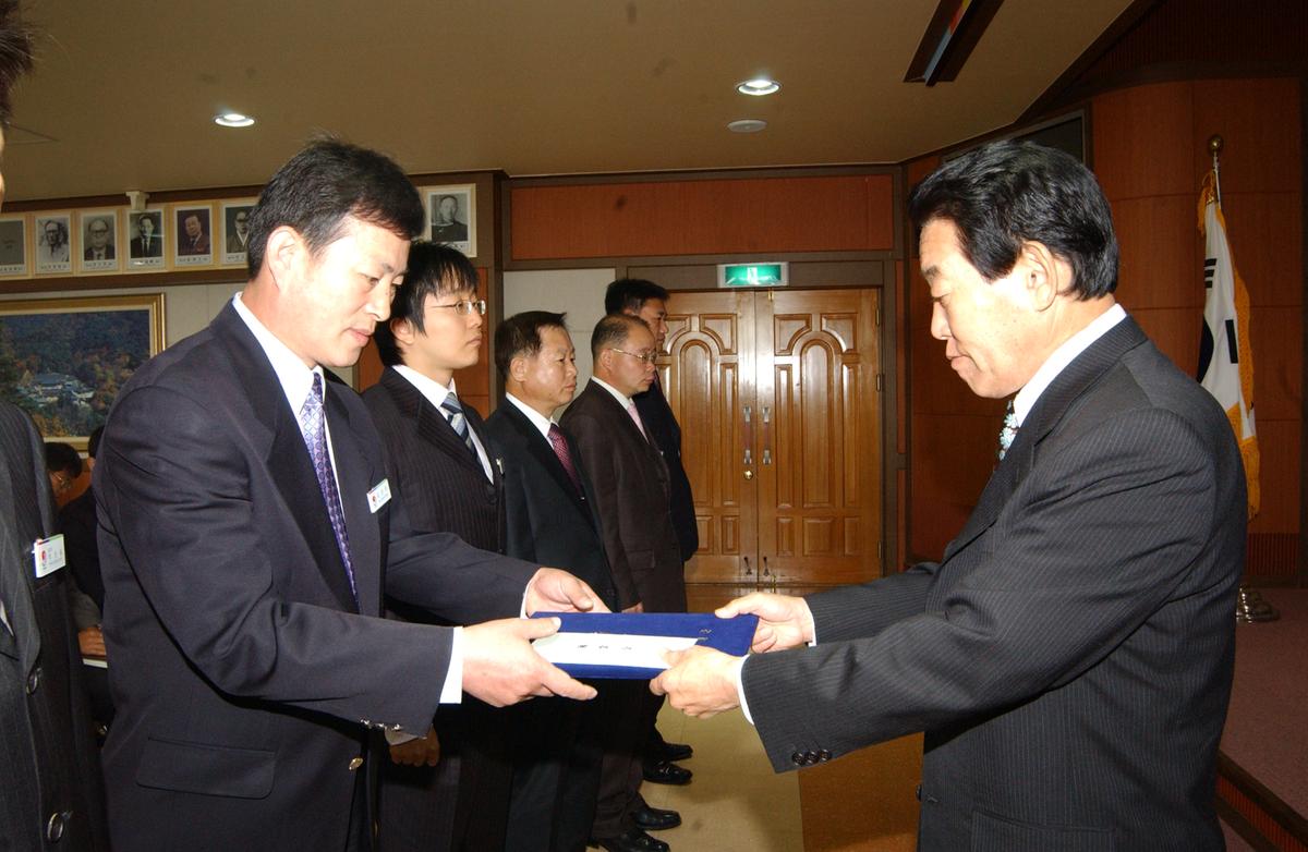 2007년11월 정례조회