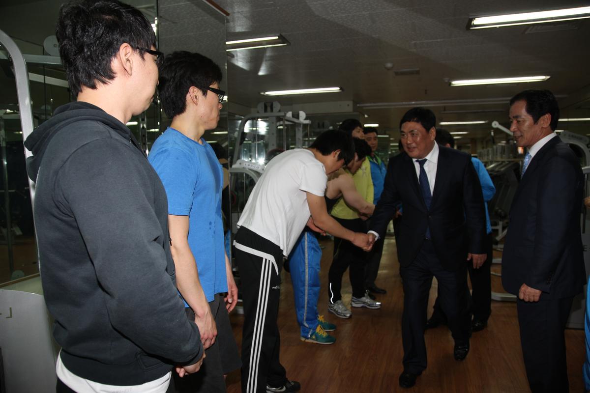 2012년 4월 21일