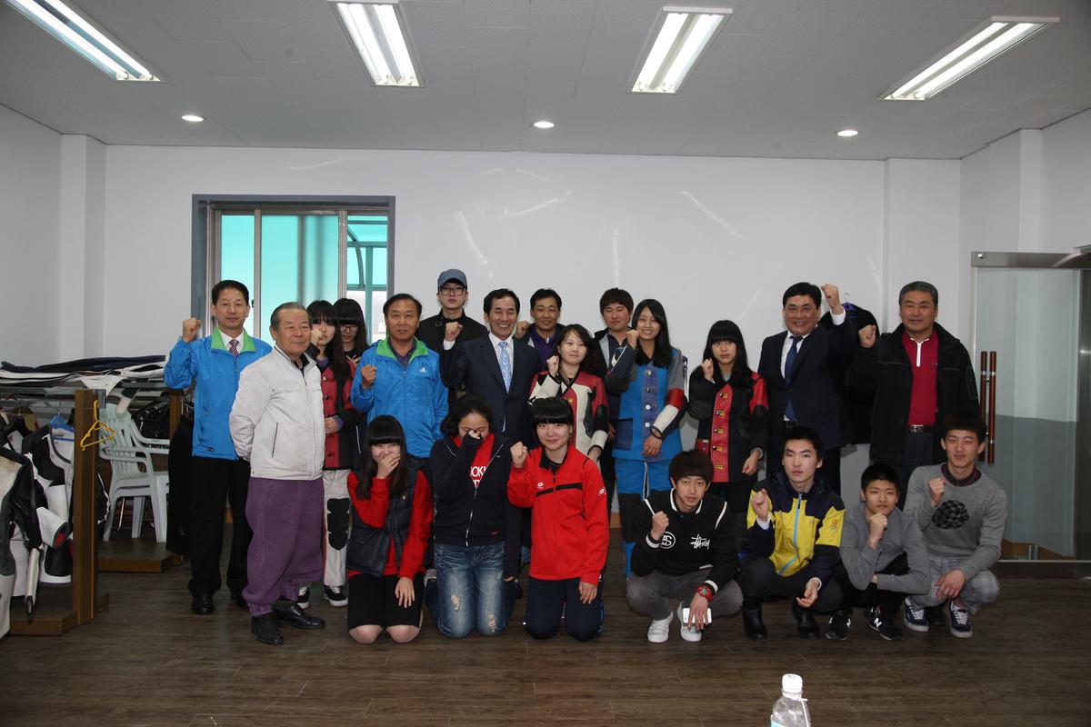 2012년 4월 21일