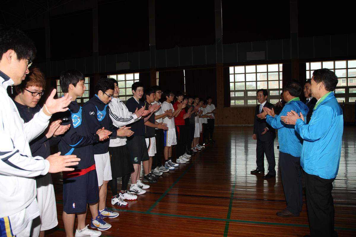 2012년 4월 21일