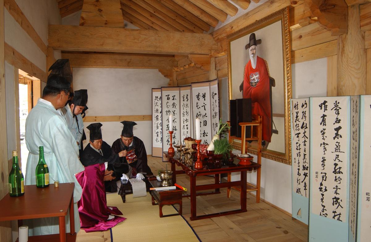 래암정인홍선생 제래행사