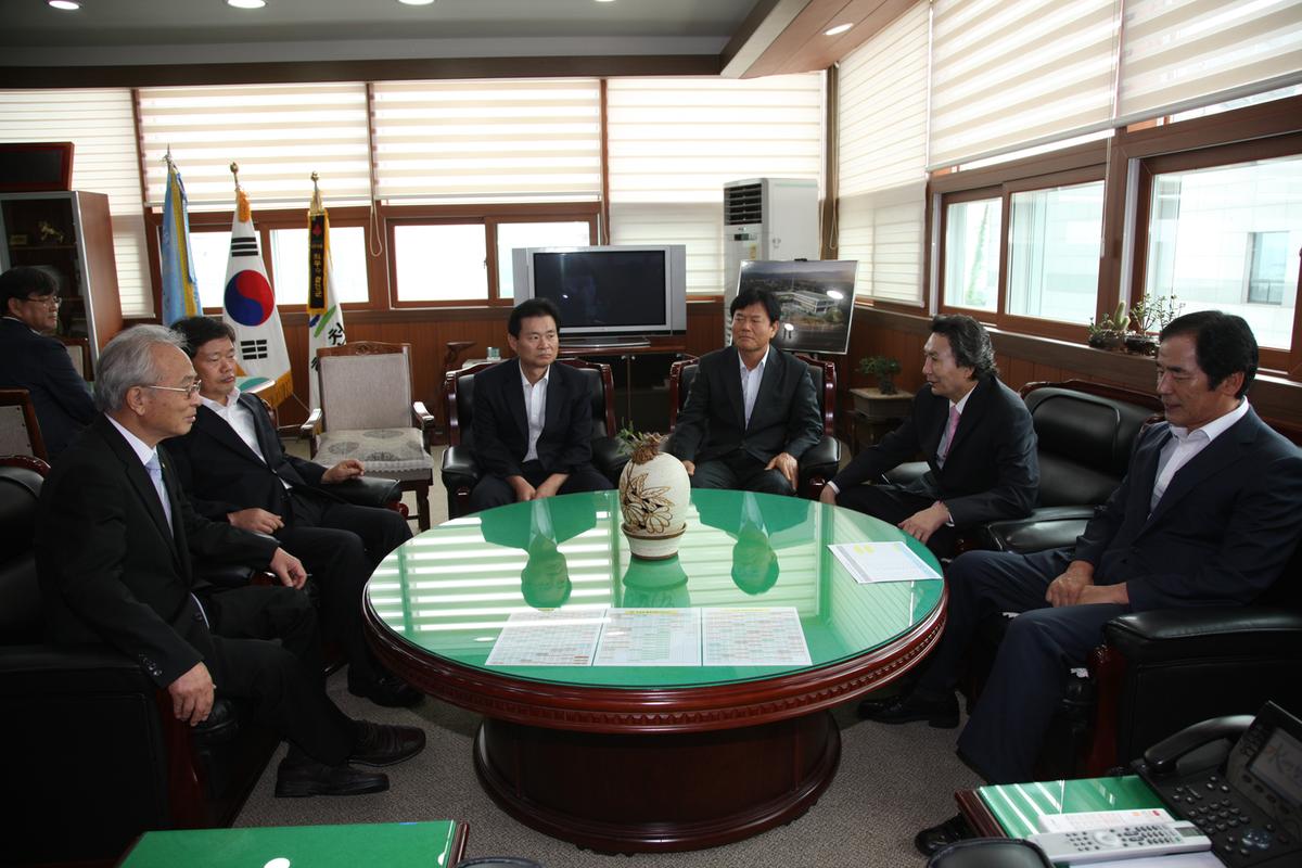 제16회 노인의날 경로잔치 후원금 기탁