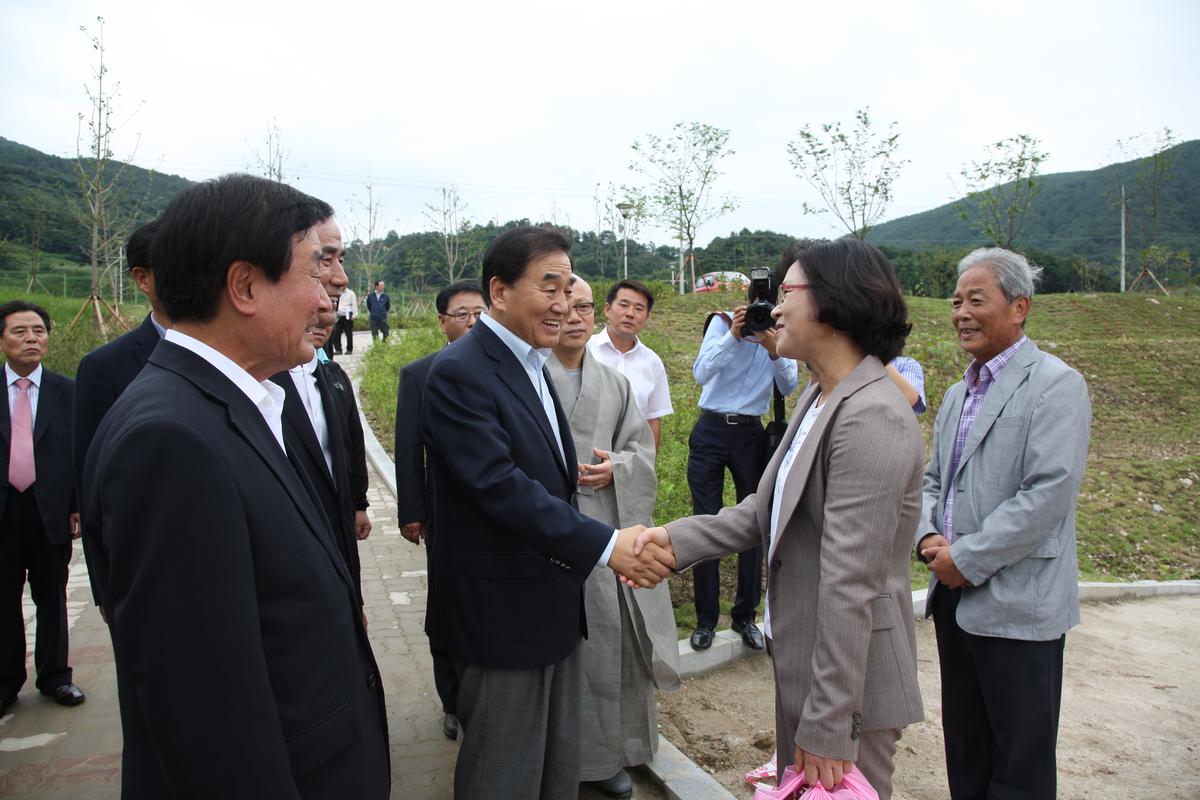 해인사 이재오 의원 방문