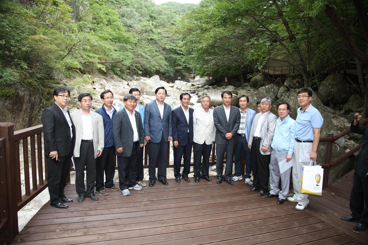 김두관 경남 도지사 방문