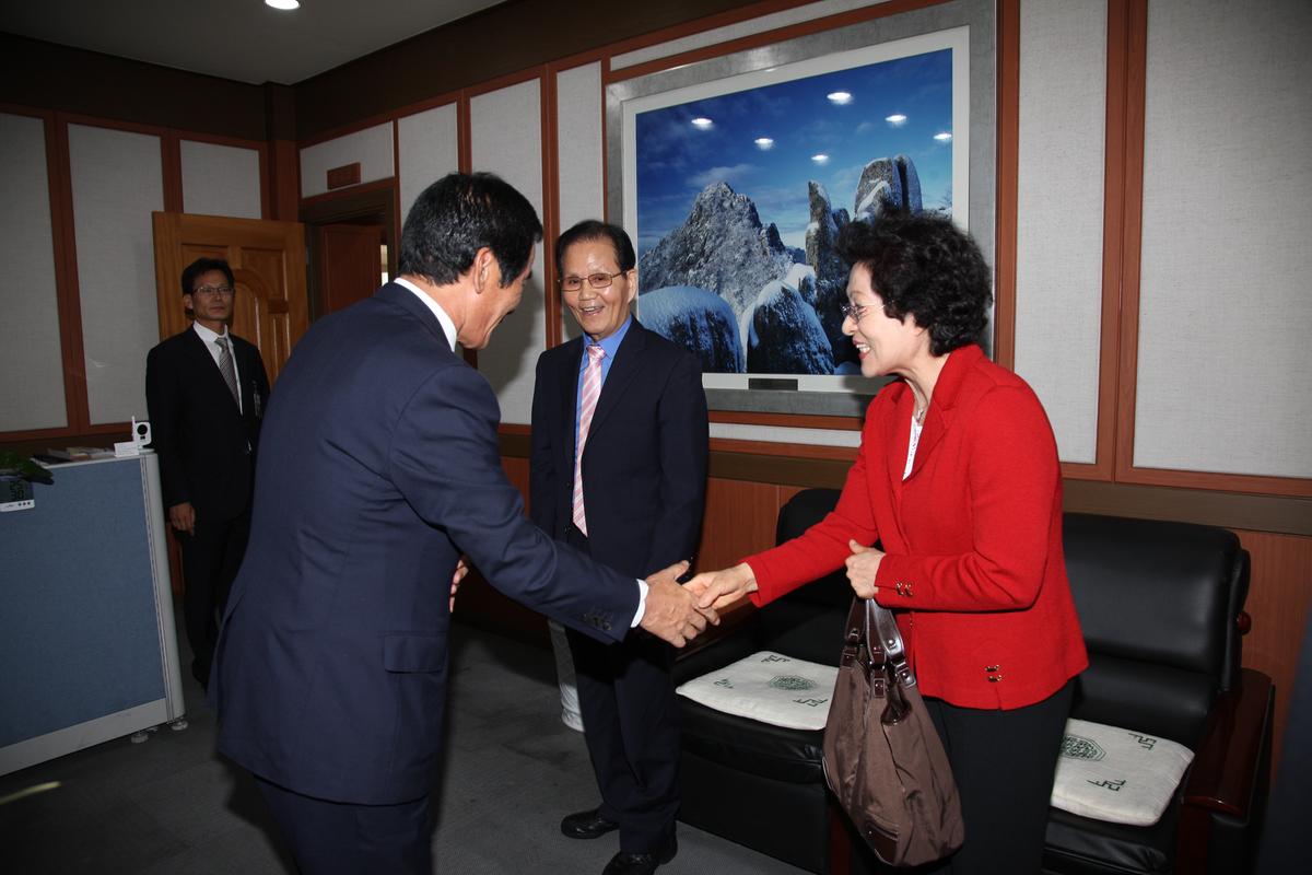 교육발전기금 기탁