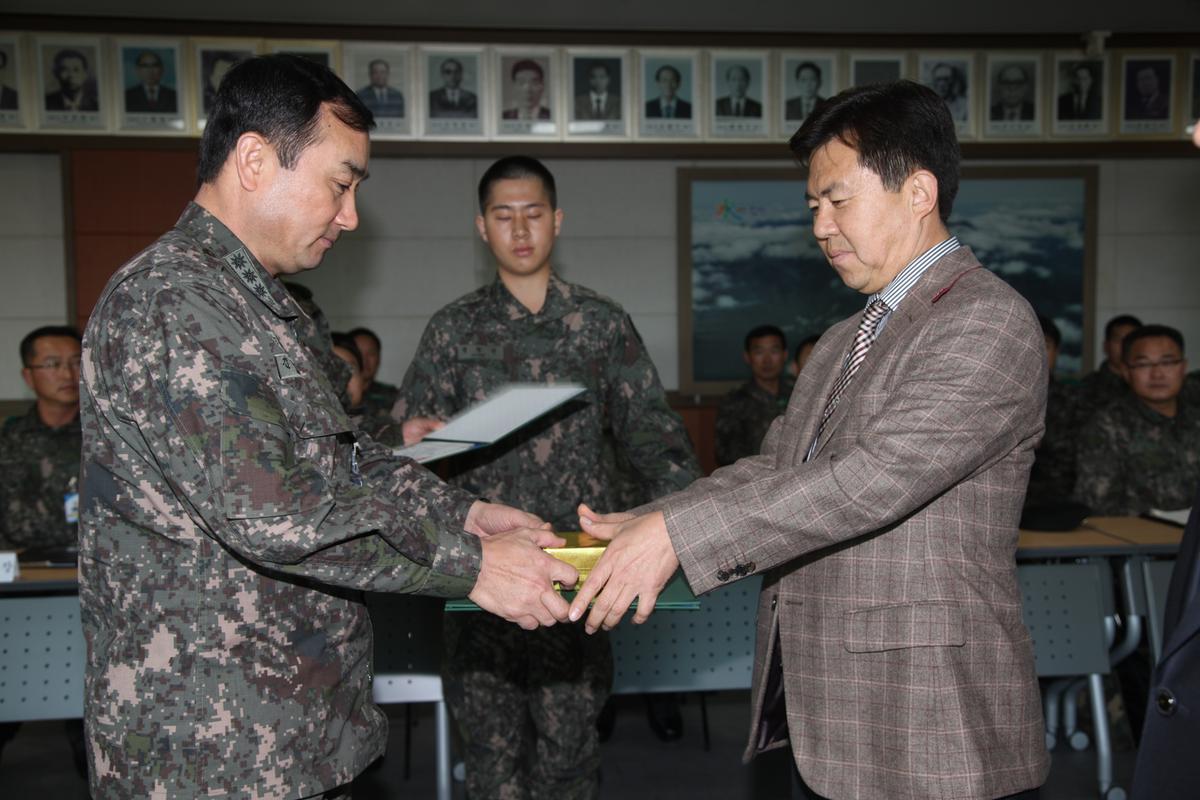 2012년 11월27일 군부대 행사