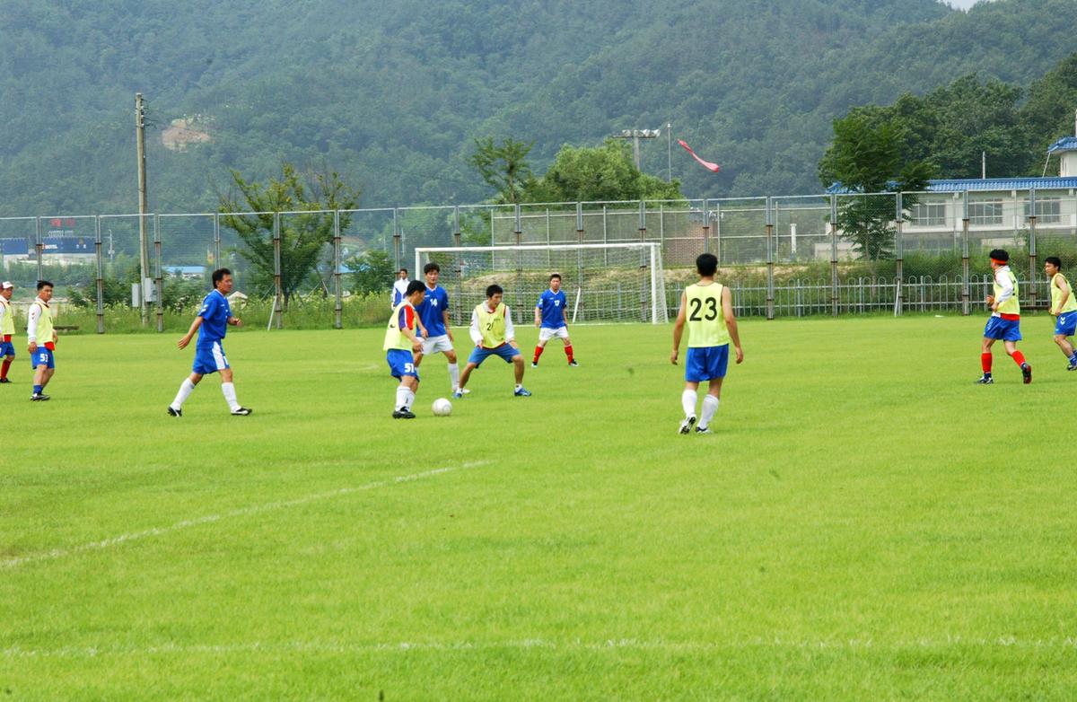쌍용무소자동차·합천군 친선축구대회