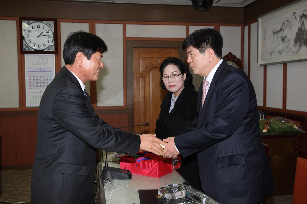 정년퇴임 공무원 초청 간담회