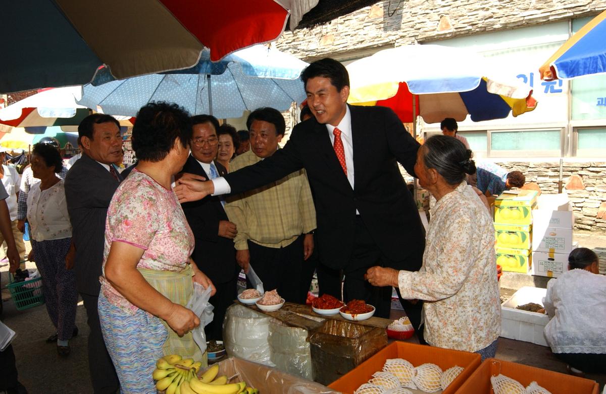제6회 도지사기 경남생활체육축구대회 환영오찬 및 국회의원 방문