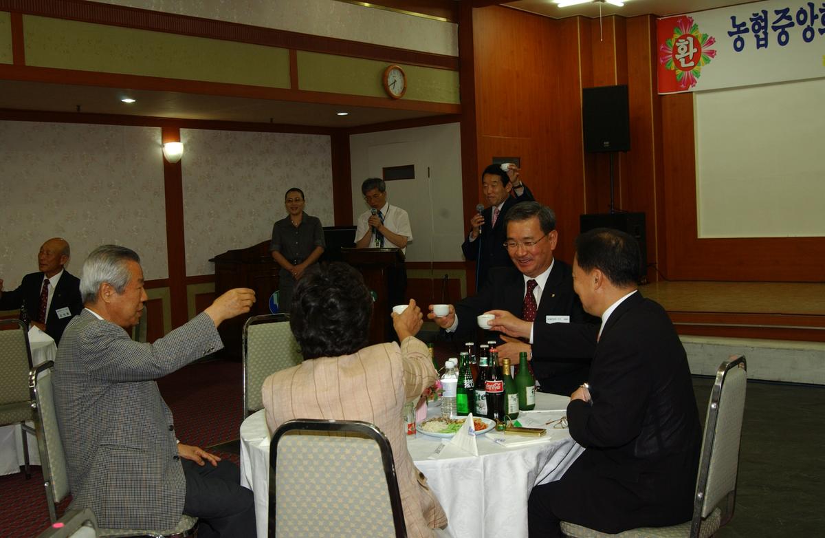 농협중앙회 임원 수출농업현장 방문