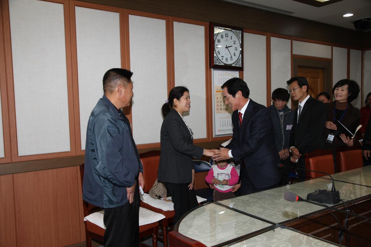 합천군 다문화가족 친정나들이