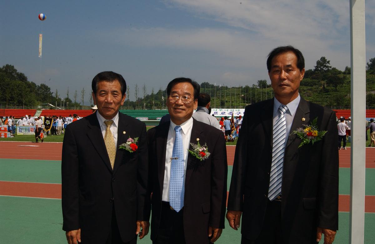 국회의원, 합천군 방문 및 시장 방문