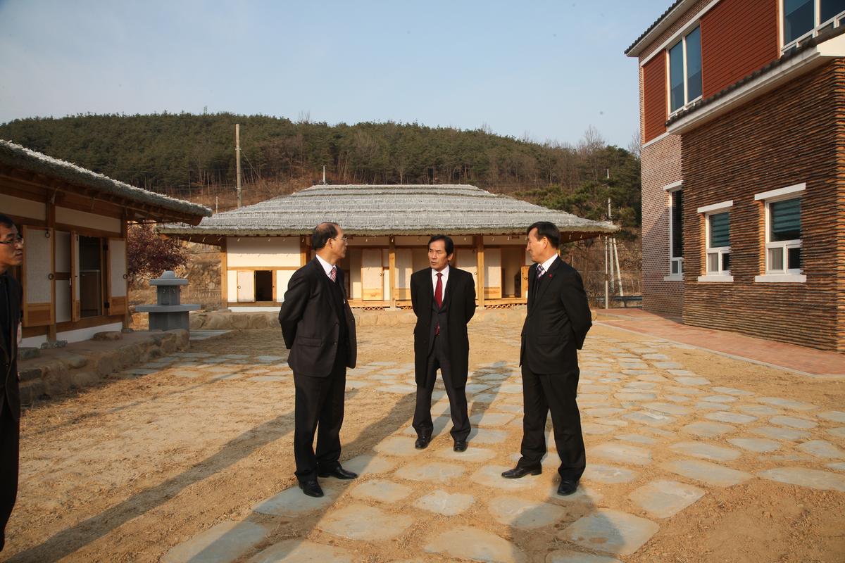 이주홍 어린이 문학관 개관식