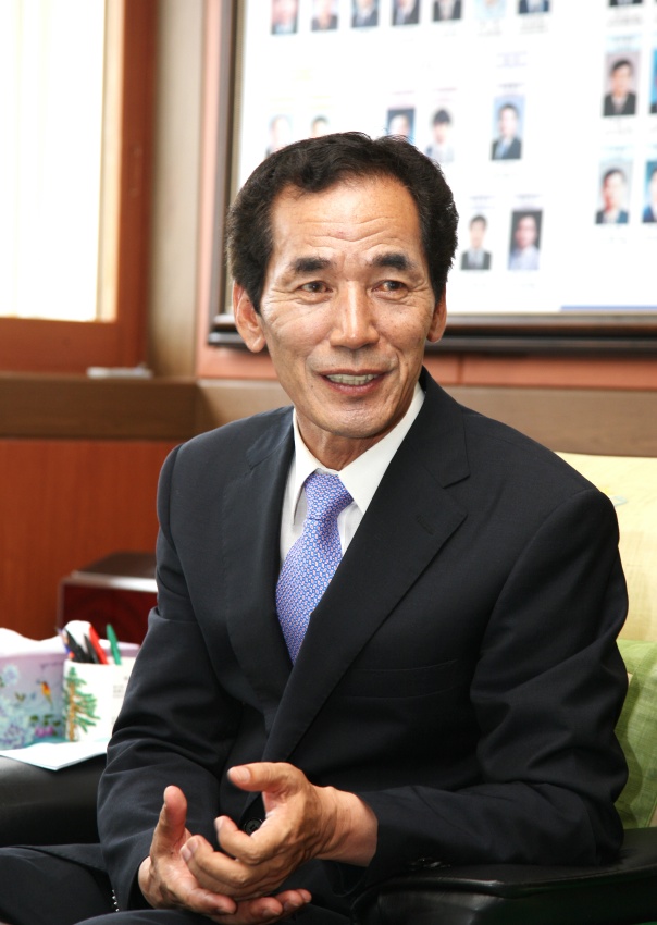 하창환 군수