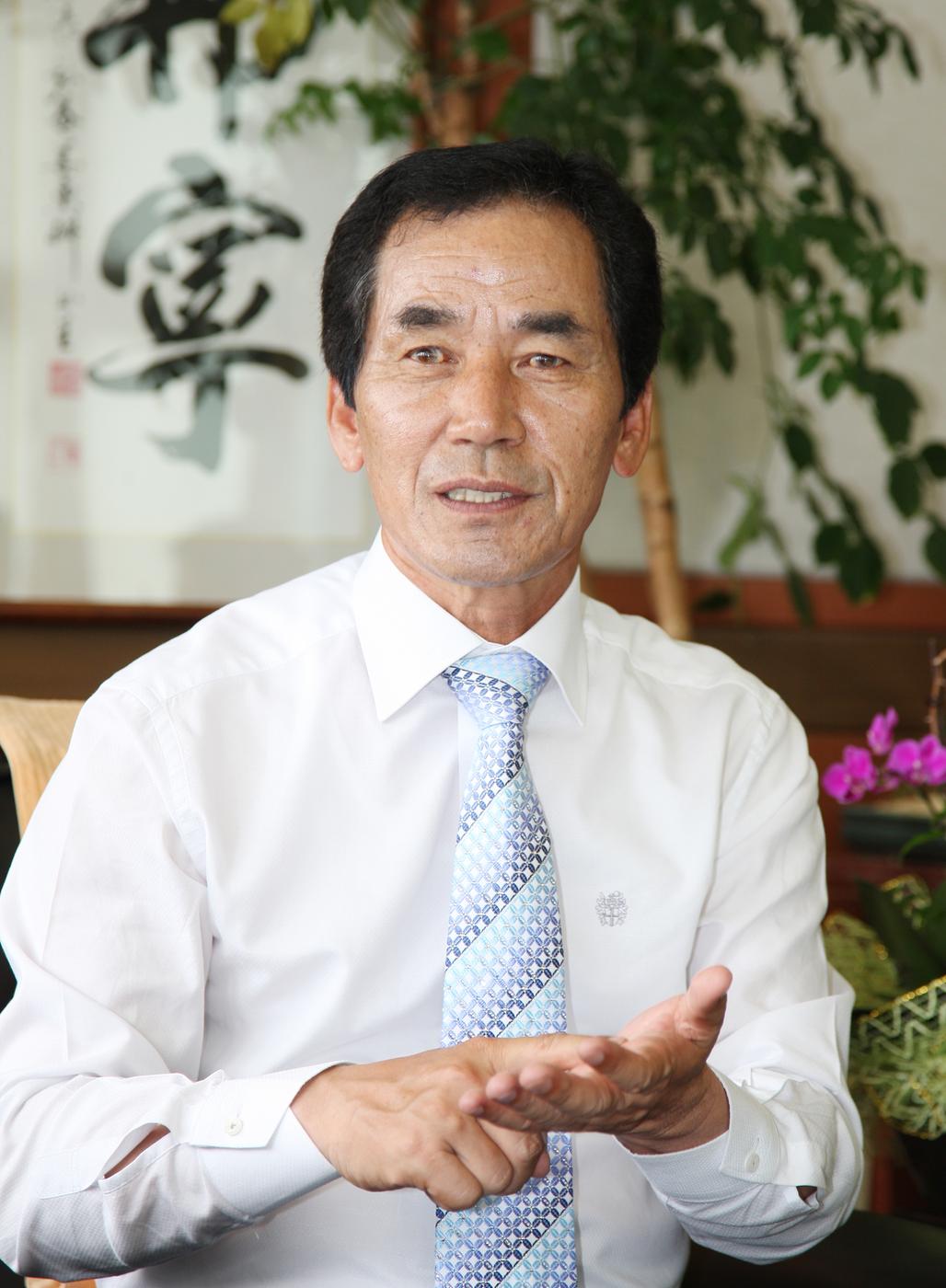 하창환 군수
