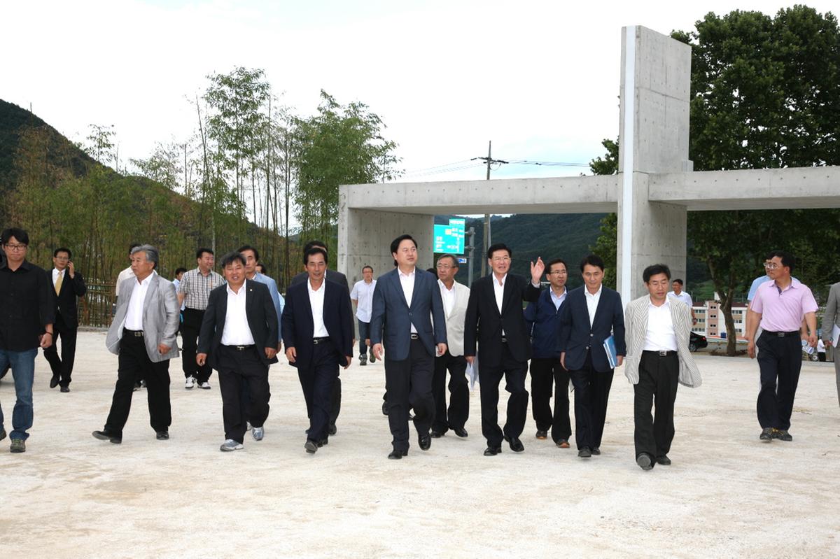 지사 대장경천년관
