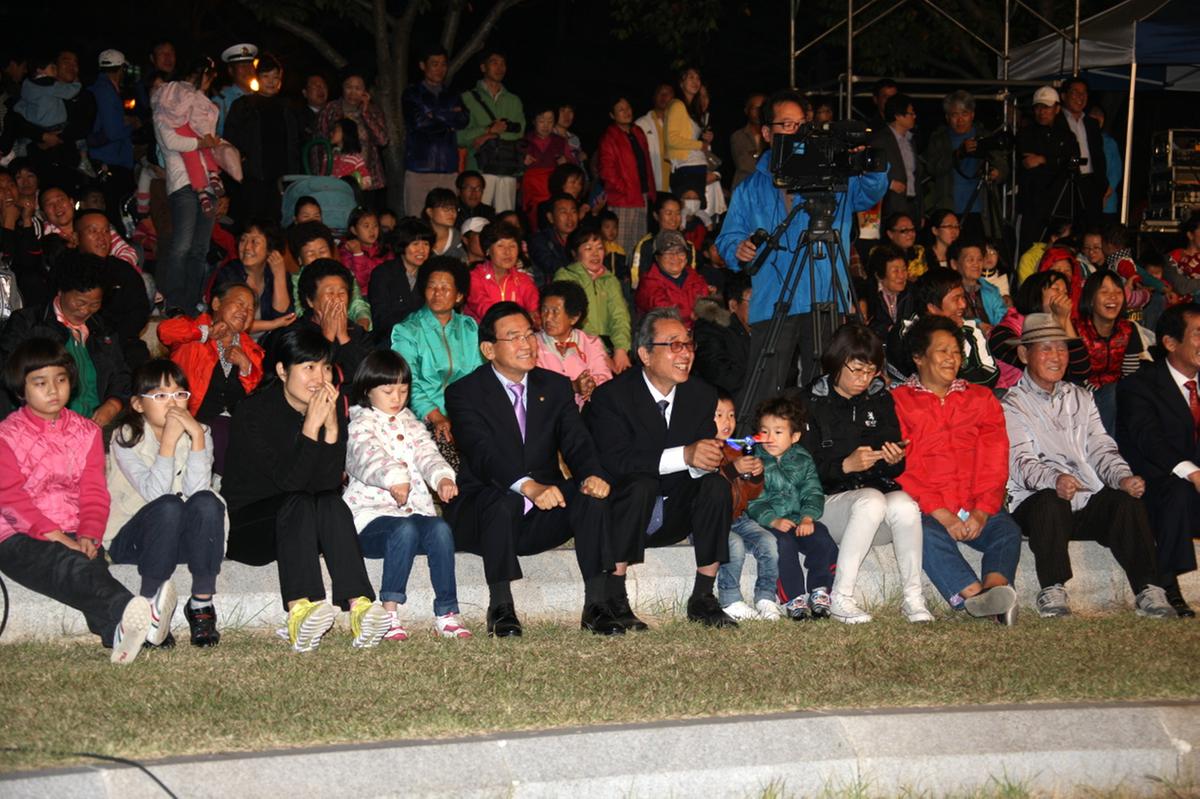 대야문화제 군수,제전위원장 공연관람
