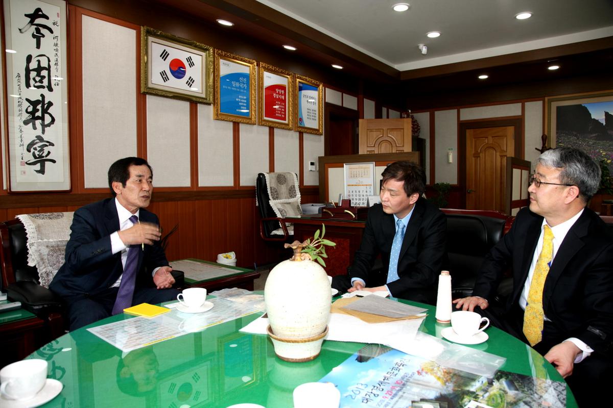 한지산업 기술발전 진흥회 회장단 방문