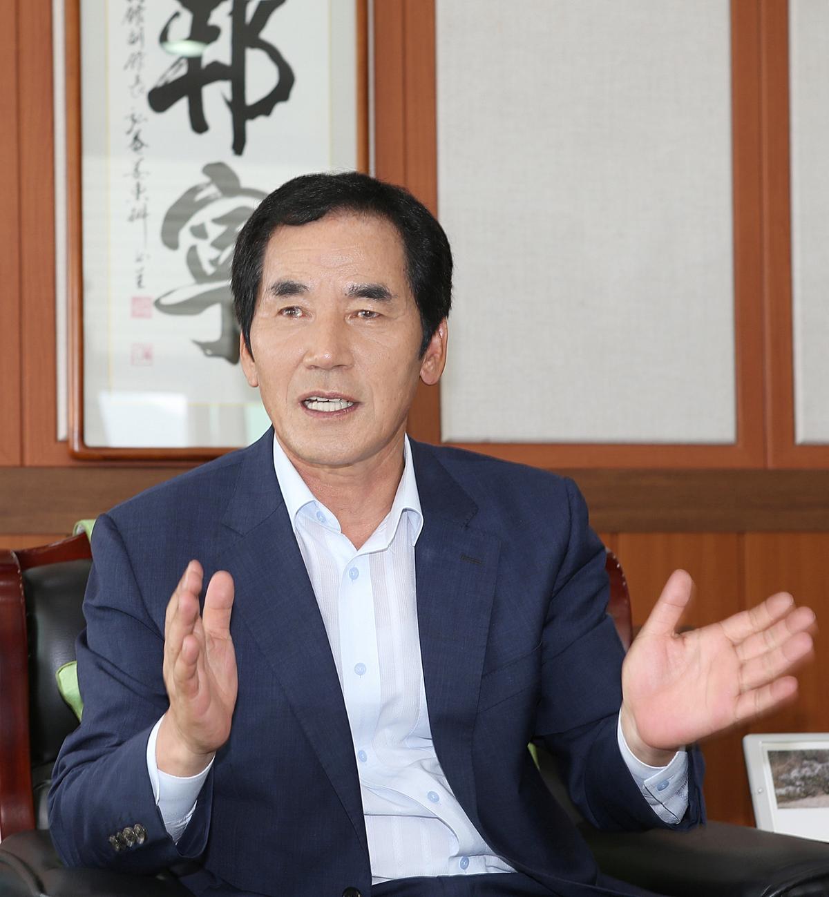 하창환군수 월간문화관광탐구취재