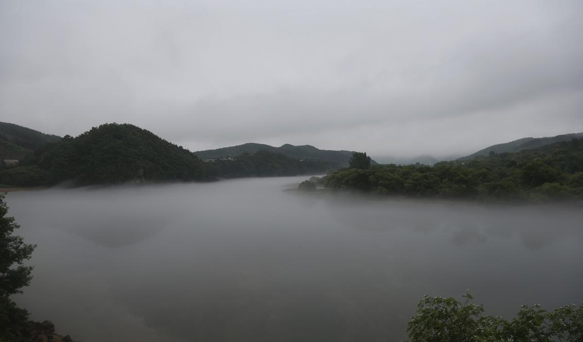 합천호 보조댐 안개