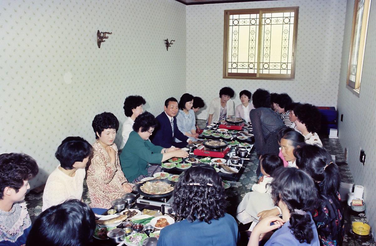 모임