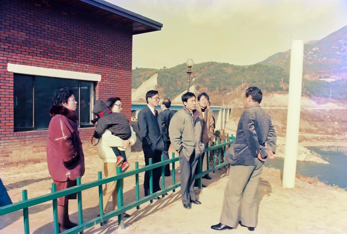 방문