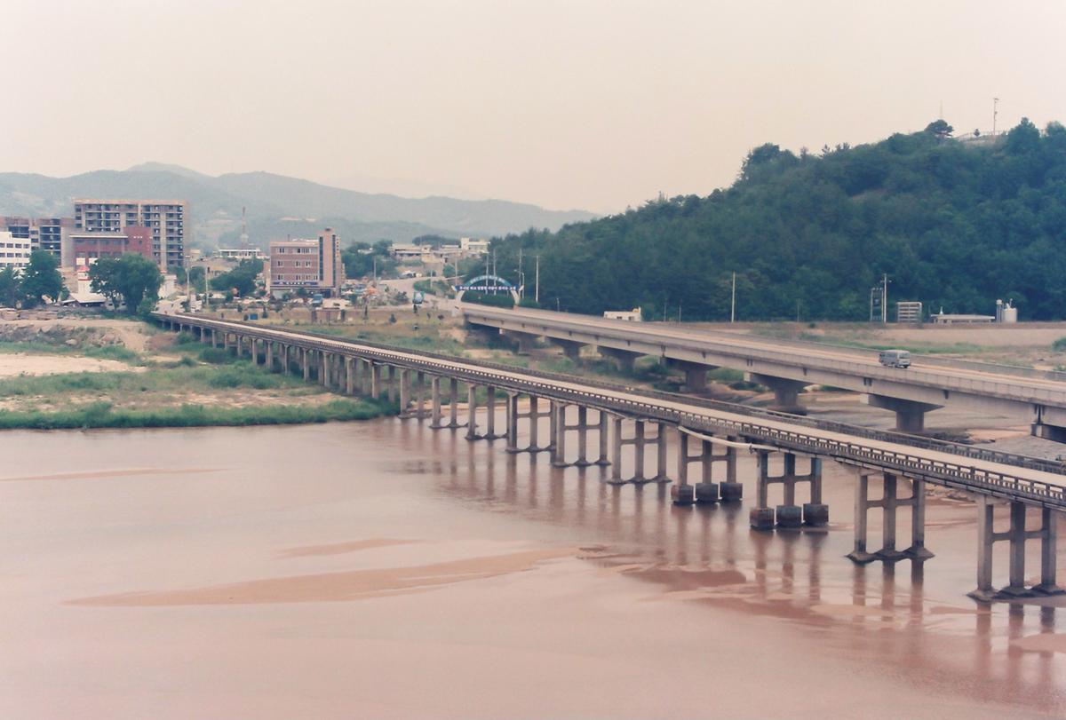 하천