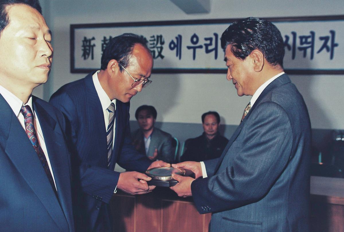 군정보고