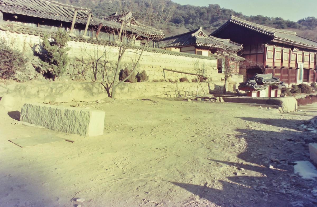 사찰